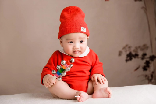 高唐六个月宝宝总是摇头